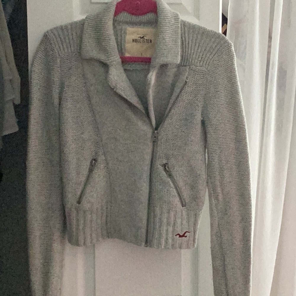 Hollister Grey Sweater